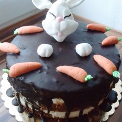 Mrkvový dort s marcipánovým králíkem